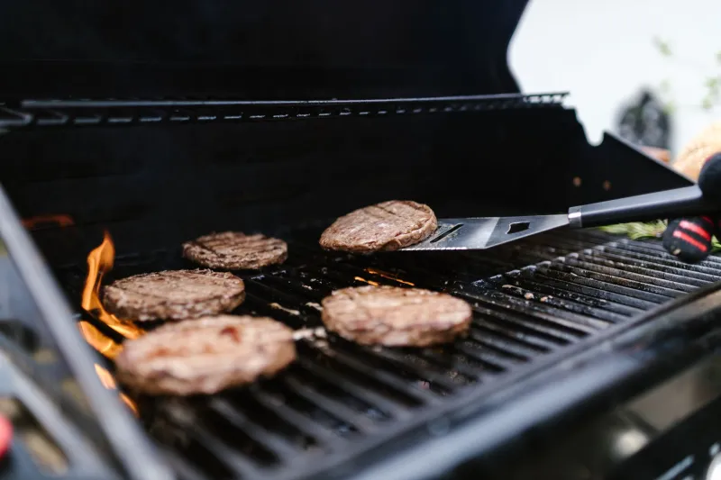 160°F Is a Suggestion, Not a Religion: The Real Story Behind Burger Temperatures