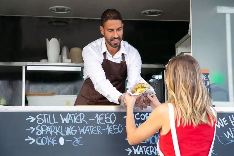 Where Does Your $16 Burger Actually Go? The Brutal Math Behind Independent Burger Joints
